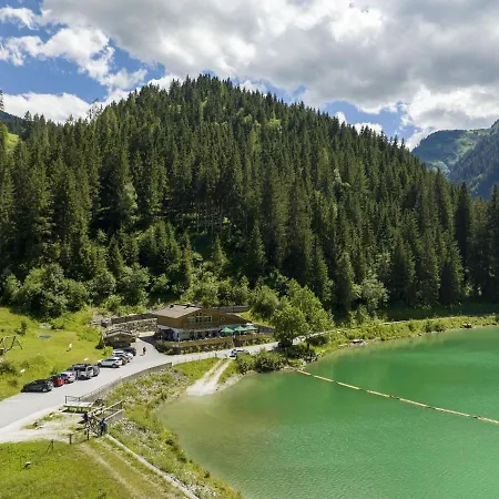 Сasa de vacaciones In Hollersbach Near Slopes
